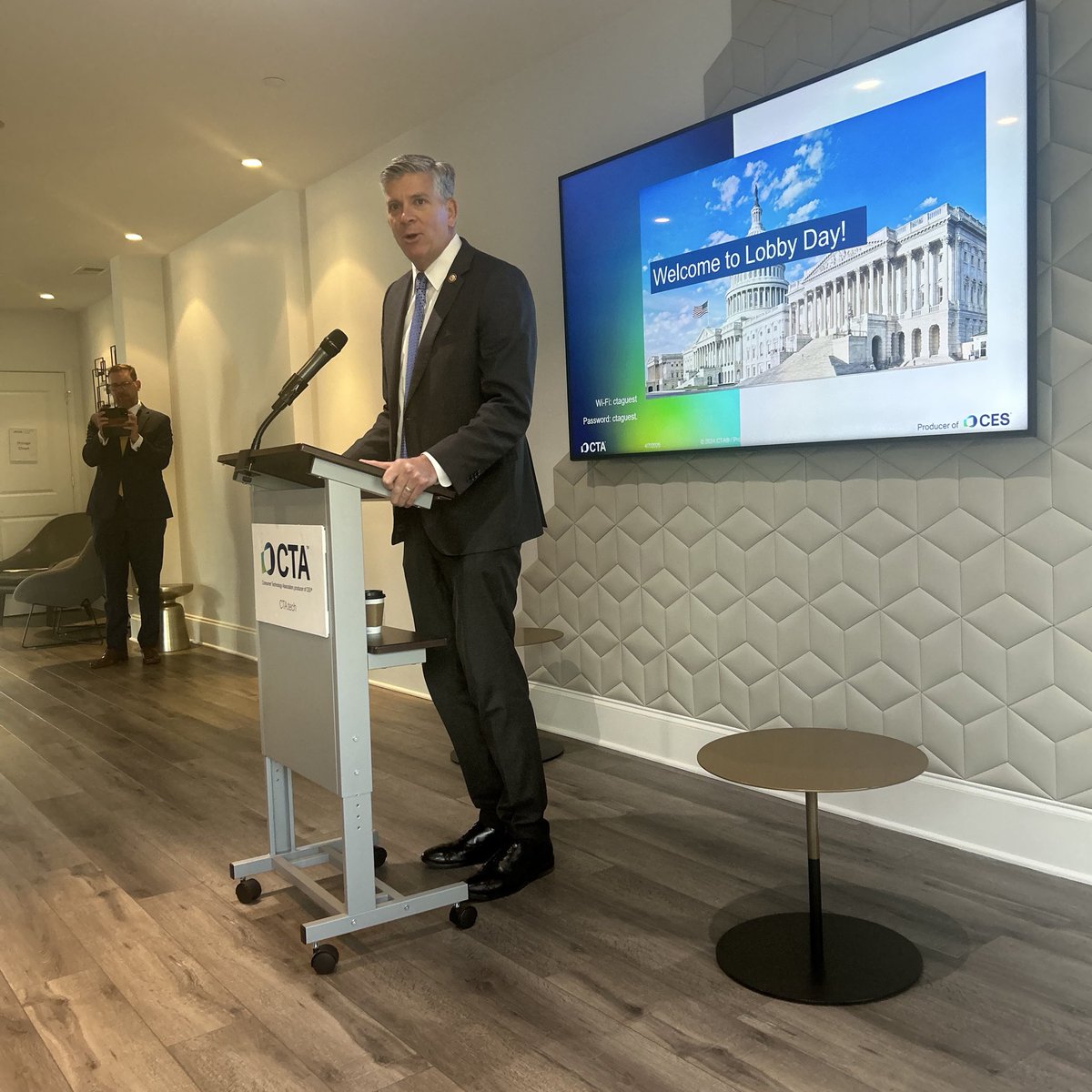 mpetricone's tweet image. “Tariffs are taxes - they are taxes on my farmers, my manufacturers, and my constituents” -@RepLaHood 🎯 💯 #CTATechWeek