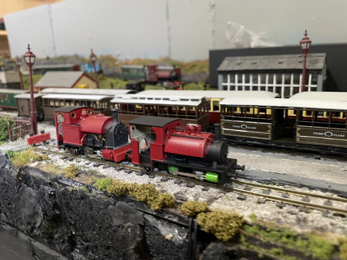 BronEffans's tweet photo. Today I have been building my @CorrisRailway fleet https://t.co/tWYW0hNeG6