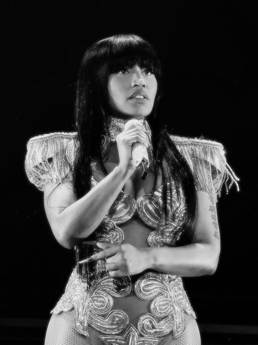AmidaChimene's tweet photo. @Nickiminaj #1rppBll🌺♥️ https://t.co/Y7DA5NeIJL