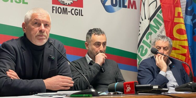 Il Diario del Lavoro (@diariolavoro) on Twitter photo #Lavoro #Industria #Contrattazione #Metalmeccanici
Contratto metalmeccanici, la vertenza si inasprisce, altre otto ore di sciopero.
Di <a href="/Fernando_Liuzzi/">Fernando Liuzzi</a>
ildiariodellavoro.it/contratto-meta… #Lavoro #Industria #Contrattazione #Metalmeccanici
Contratto metalmeccanici, la vertenza si inasprisce, altre otto ore di sciopero.
Di <a href="/Fernando_Liuzzi/">Fernando Liuzzi</a>
ildiariodellavoro.it/contratto-meta…