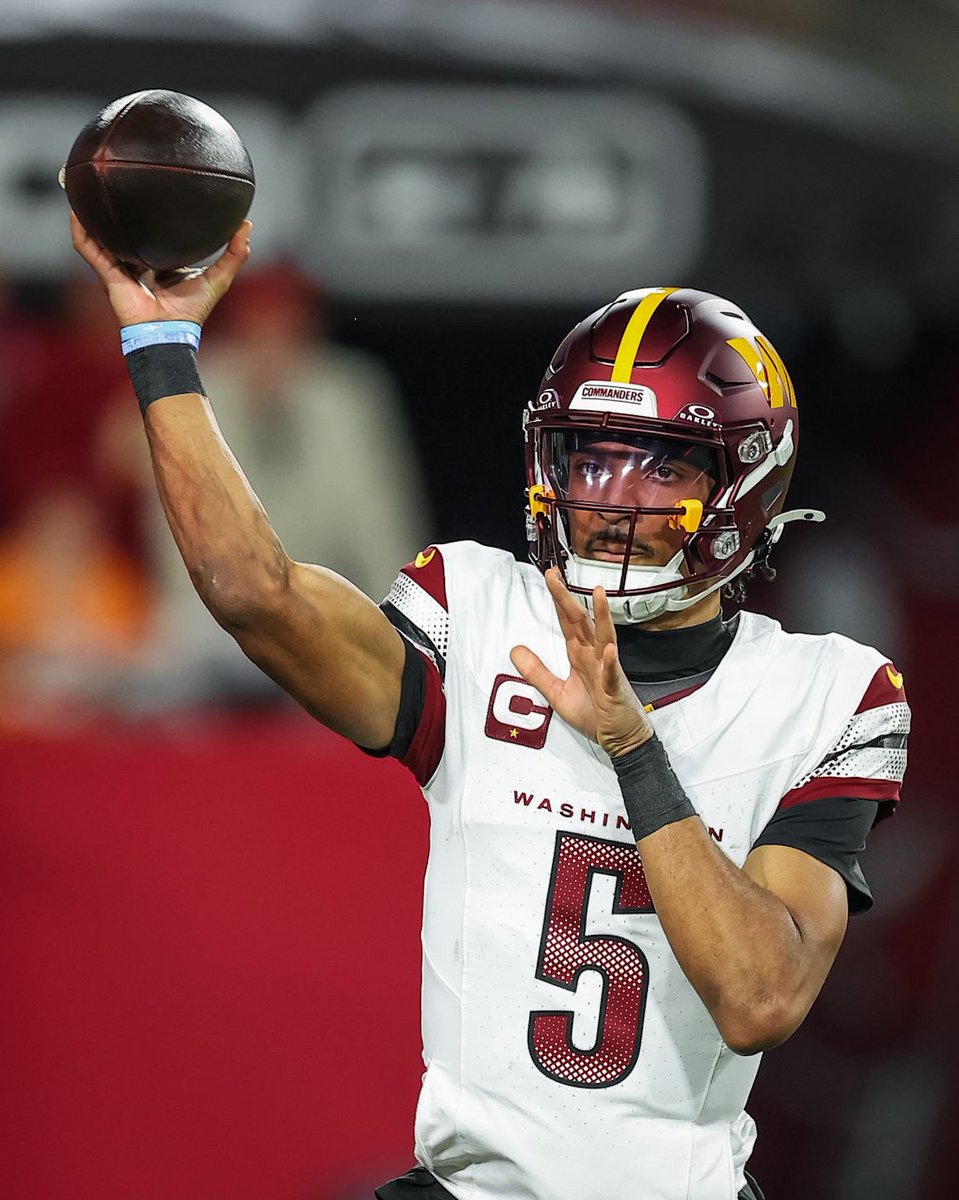 Don1964a1's tweet photo. GM #CommanderNation #CommanderFans @Commanders
#TakeCommand #DCTweetTeam
Formerly (@WashingtonNfl)
Formerly (@Redskins)
#HTTR #HTTC #RaiseHail https://t.co/BoeB3fmYLb