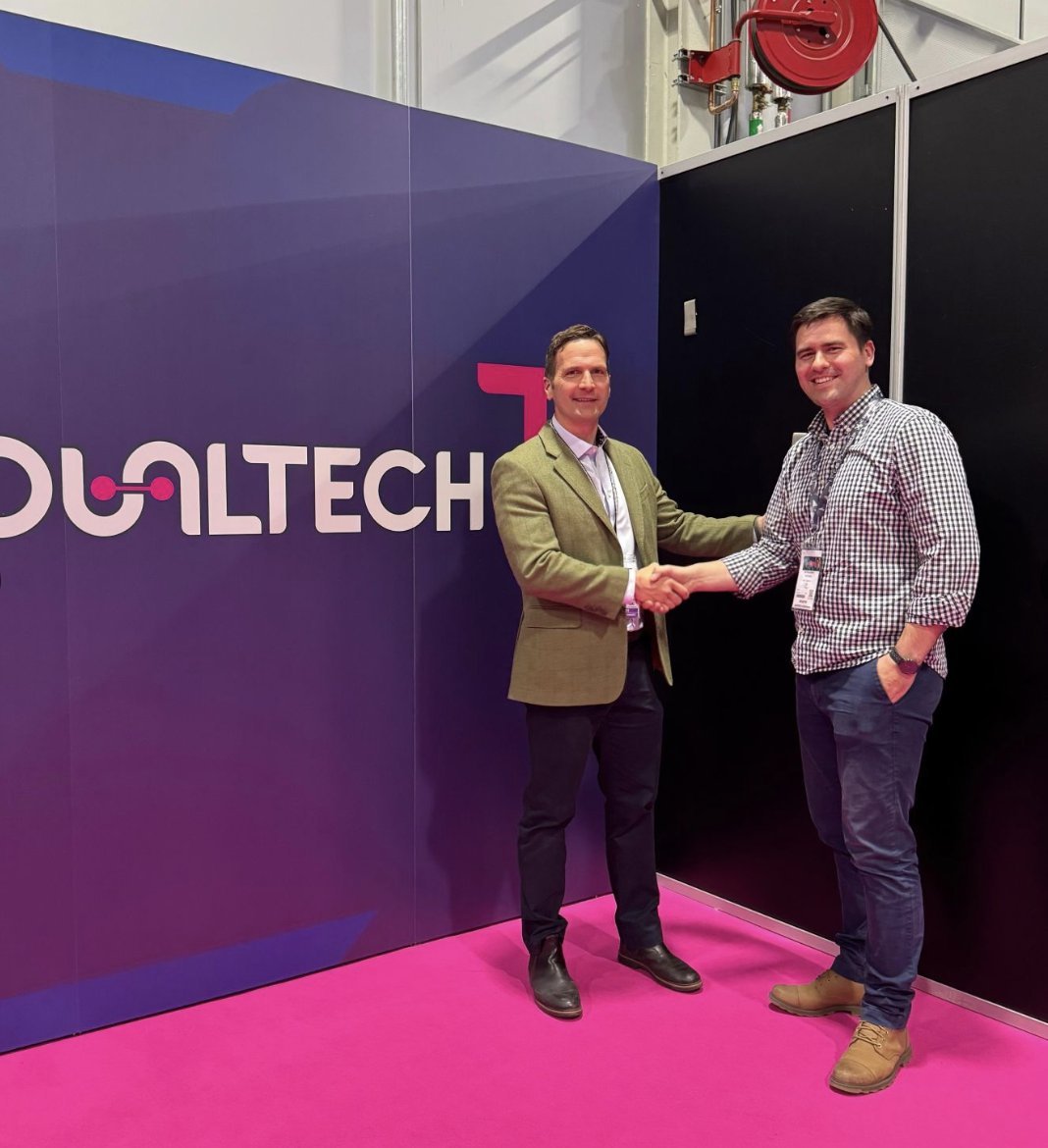 CamFutureTech's tweet image. Congrats to #SAIFAutonomy, named finalists in the #DualTech Challenge at #IT2EC2025!
That’s two years running for a CFT portfolio company - after last year’s win by #MissionDecisions. Great to see Tim Colebrooke back as host, catching up with SAIF’s Matthew Harris.
#DefenceTech