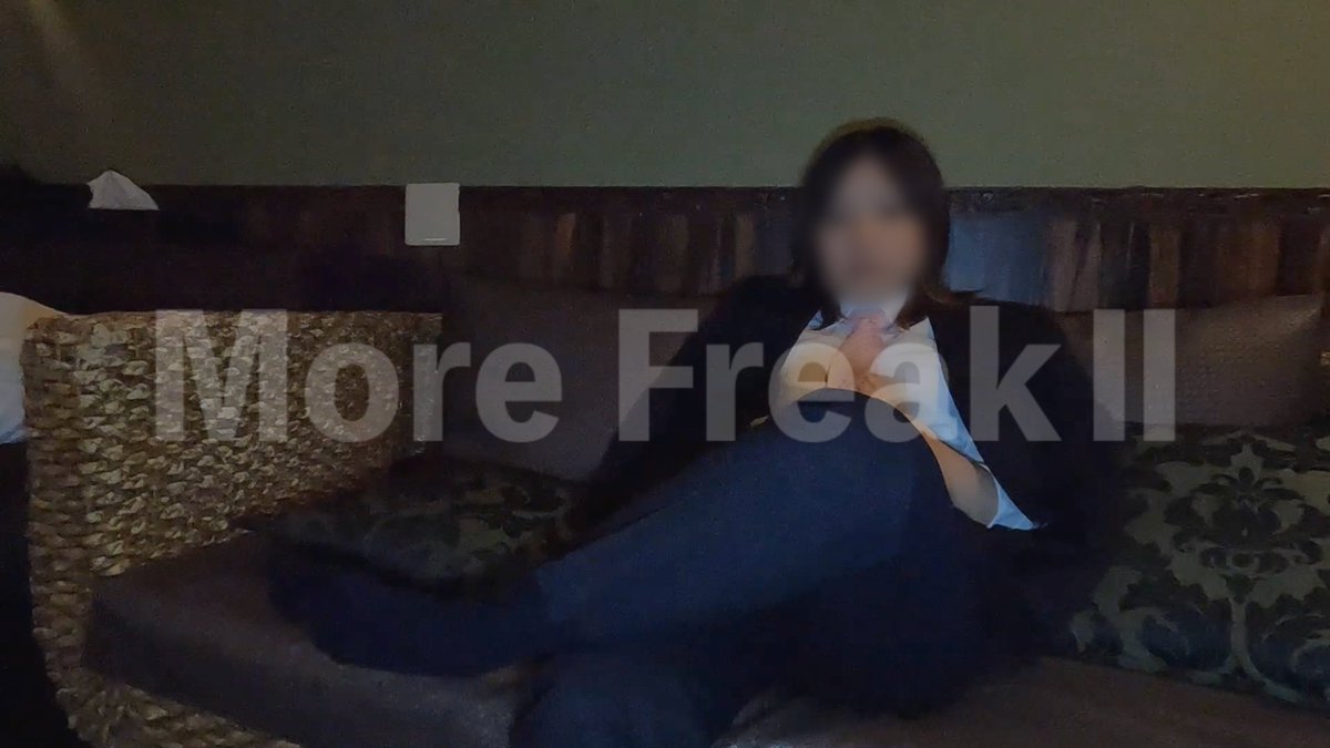More_FreakII's tweet photo. 足を組んで威圧的なオーラを漂わせるシーンの切り抜きです

こちらがお願いして演技していただいているとわかっていても、緊張が走るような雰囲気を醸し出すのがとても素晴らしかったです

モデル:みみ様
(@mimi123sabu)

#ネクタイ女子
#ladyintie https://t.co/3b1cWiAMmK