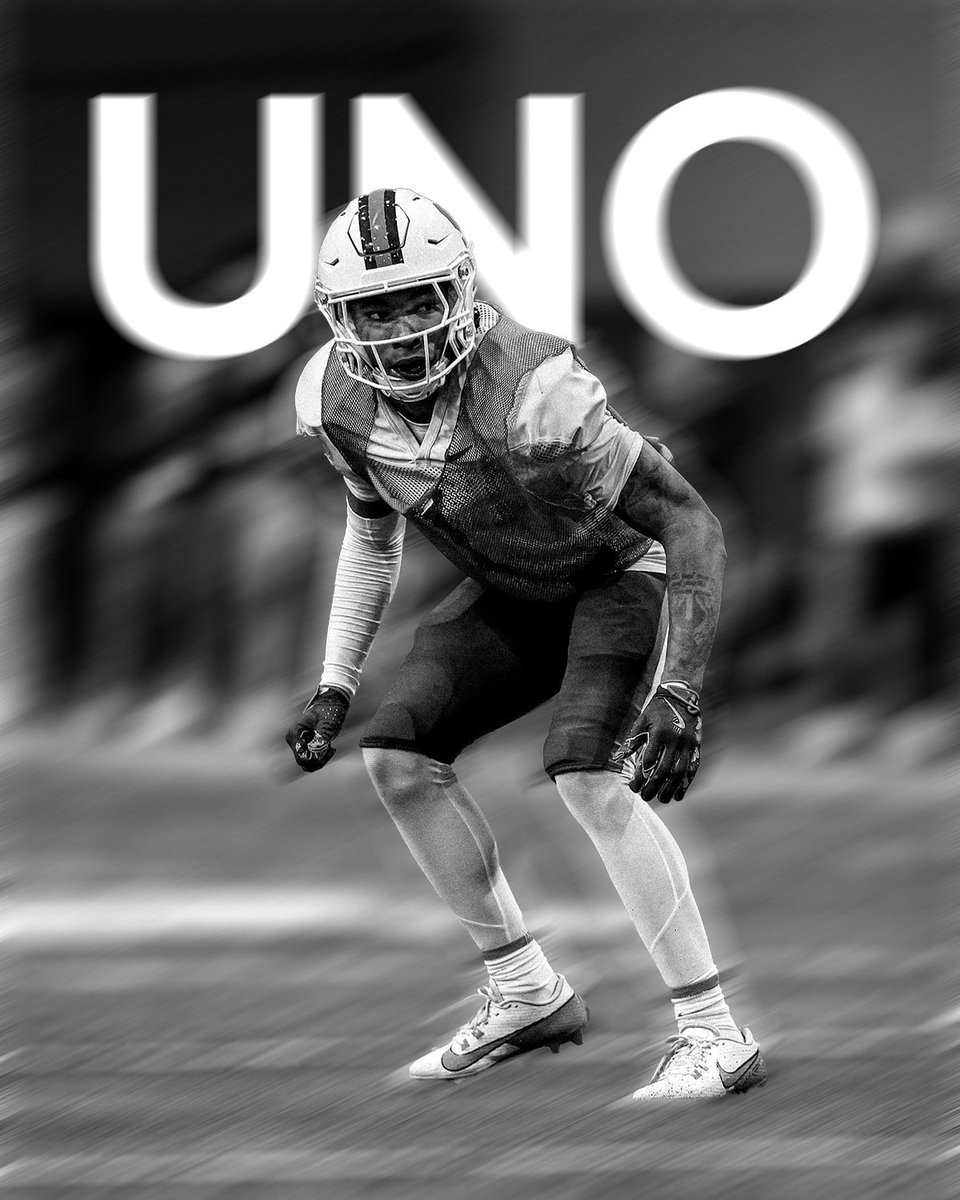 CuseFootball's tweet photo. 𝒃𝒆𝒍𝒊𝒆𝒗𝒆 𝒕𝒉𝒆 𝒉𝒚𝒑𝒆 🍊🎯

Freshman Demetres Samuel Jr is making a name for himself playing both offense + defense in his first spring at only 16/17 years old ‼️

@demetres_jr https://t.co/4PX9MEPjjG