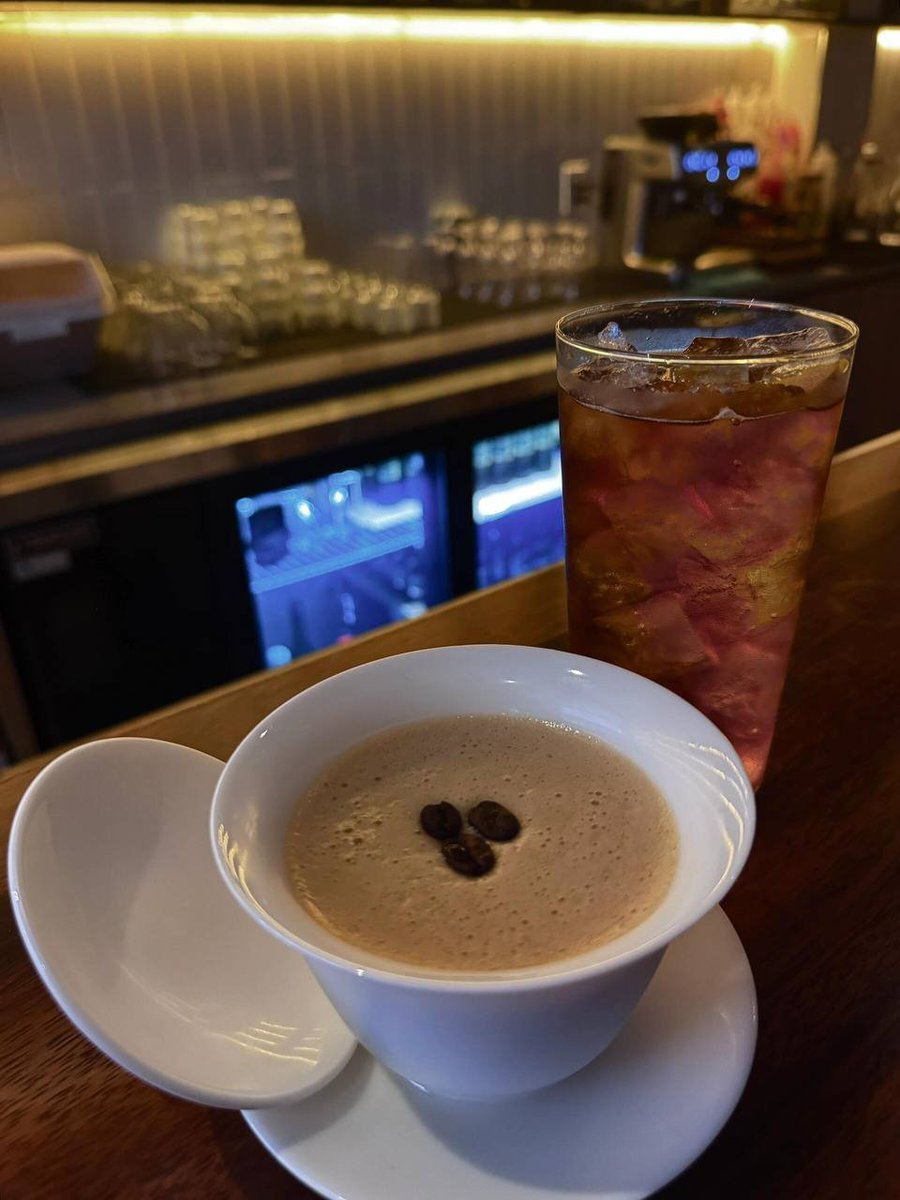 Good drinks, great vibes, and even better company at the bar! 🍸✨ Cheers to unforgettable nights and laughter-filled conversations. Here’s to making memories one sip at a time! 🥂