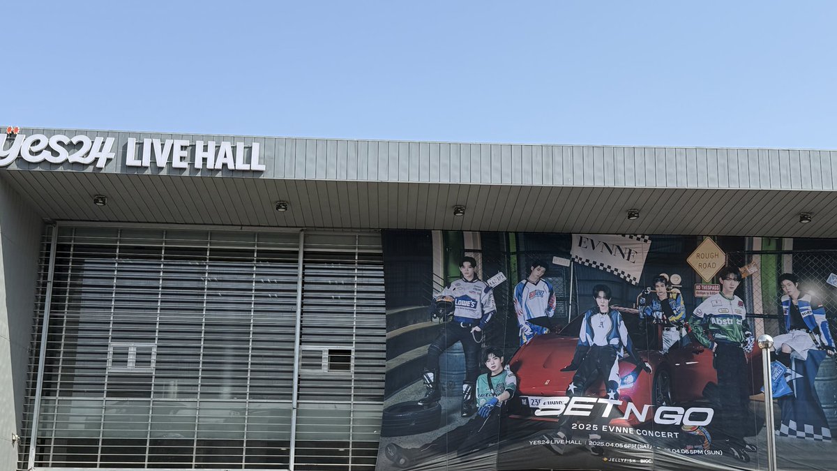 kqbb_o's tweet photo. 첫단독콘서트 재밌었음 🩷🩷 https://t.co/elmHqIztQs