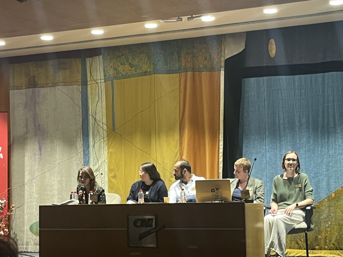 What future measures are needed to control #ToBRFV? Our #VIRTIGATION session at #IAPV25 concluded with a lively panel debate, featuring many audience contributions on the roles of #growers, #research &amp; #industry in controlling #ToBRFV. #H2020 #EUFunded
Follow us on our website to