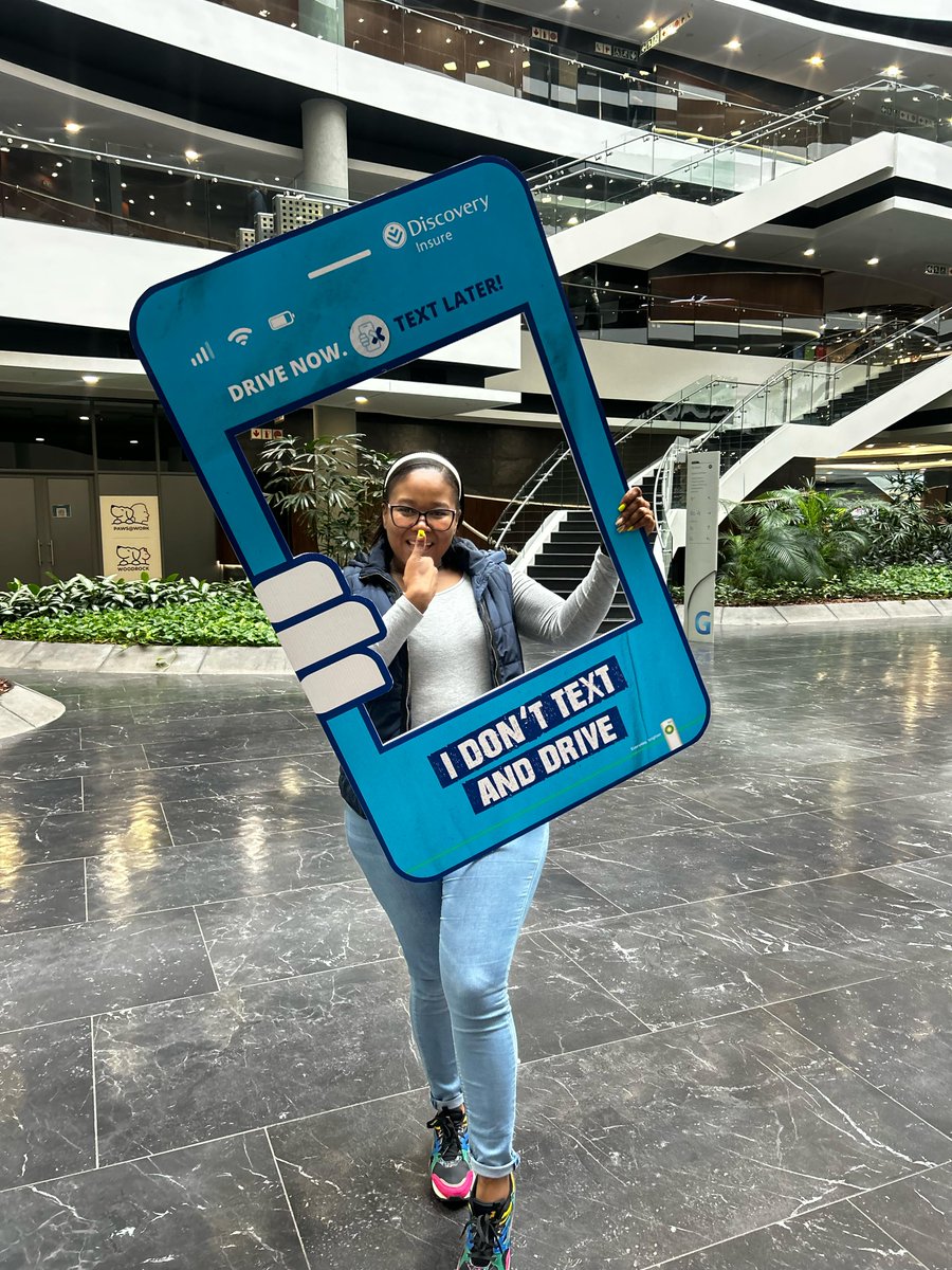 katzdee's tweet photo. #drivenowtextlater
I made my pledge
I don't text abd drive 
@Discovery_SA 
@bp_SouthAfrica 
Drive now Text late . Show me your pledge https://t.co/tZgQtIzBtC