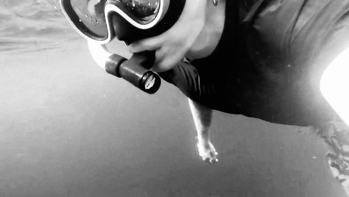 JKPRO03's tweet photo. The water's getting colder let me in your ocean, swim. https://t.co/9HUNa2Ts9u