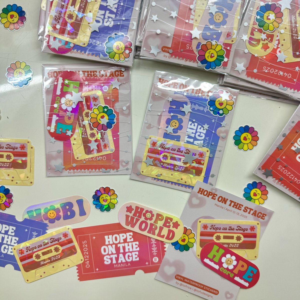 tofudesigns_'s tweet photo. 🤍 hope on the stage tour manila freebies

– giving away sets of holo rainbow hobicore inspired waterproof stickers !

✩ day 1, april 12 @ moa arena
✩ 1:1 limited, will distro randomly 

see u there? see u hobi! 🥹

#HOPE_ON_THE_STAGE_TOUR_Manila https://t.co/NgQhILVGK7