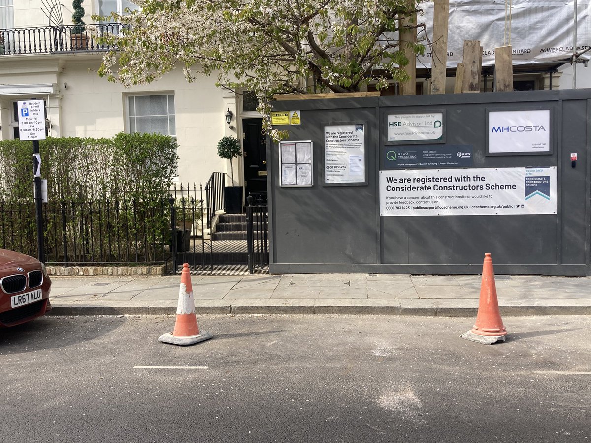 Residents First-RBKC (@saynotonuisance) on Twitter photo Totally inconsiderate <a href="/CCScheme/">Considerate Constructors Scheme</a> #NoValidParkingSuspension #CavalierConstructors #DevilMayCare #MyBuildersWayMyHighway #LetUsSubsidiseYou #Illegal #MoreLostRevenue <a href="/RBKC/">Royal Borough of Kensington and Chelsea</a> Totally inconsiderate <a href="/CCScheme/">Considerate Constructors Scheme</a> #NoValidParkingSuspension #CavalierConstructors #DevilMayCare #MyBuildersWayMyHighway #LetUsSubsidiseYou #Illegal #MoreLostRevenue <a href="/RBKC/">Royal Borough of Kensington and Chelsea</a>