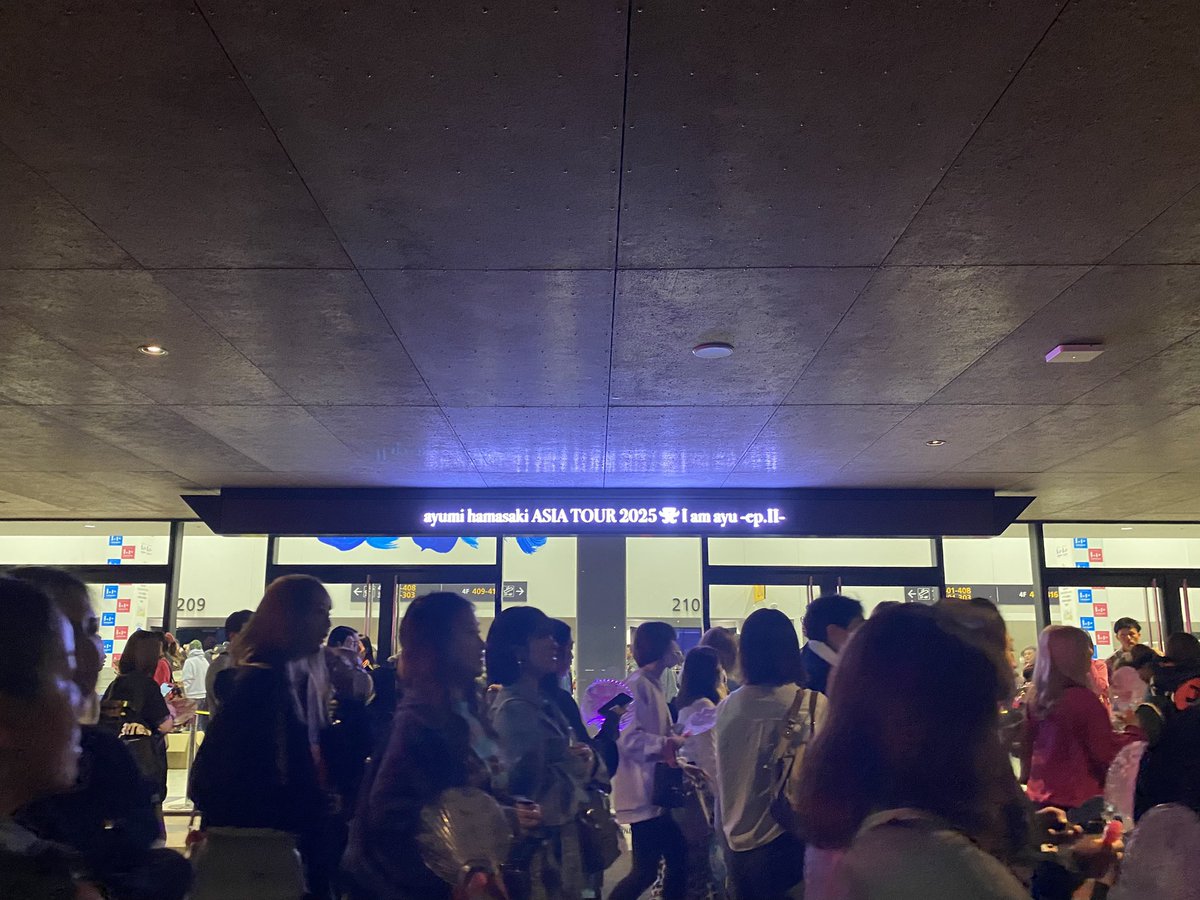 eri_1978102's tweet photo. ✨🌸✨ASIA TOUR 2025 A I am ayu -ep.II-✨🌸✨

2025.04.08
《LaLa arena TOKYO-BAY》

あゆちゃんデビュー27周年おめでとう🎂💐💖✨
今日まで走り続けてくれて、ありがとう✨
いつも沢山の勇気と感動をありがとう✨
これからもずっと大好き💕
LIVE最高だったー😆💖

@ayu_19980408 
#浜崎あゆみ https://t.co/QwoKedMna3