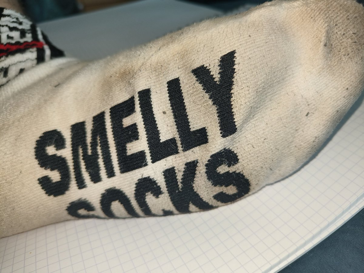 sock addict tweet media