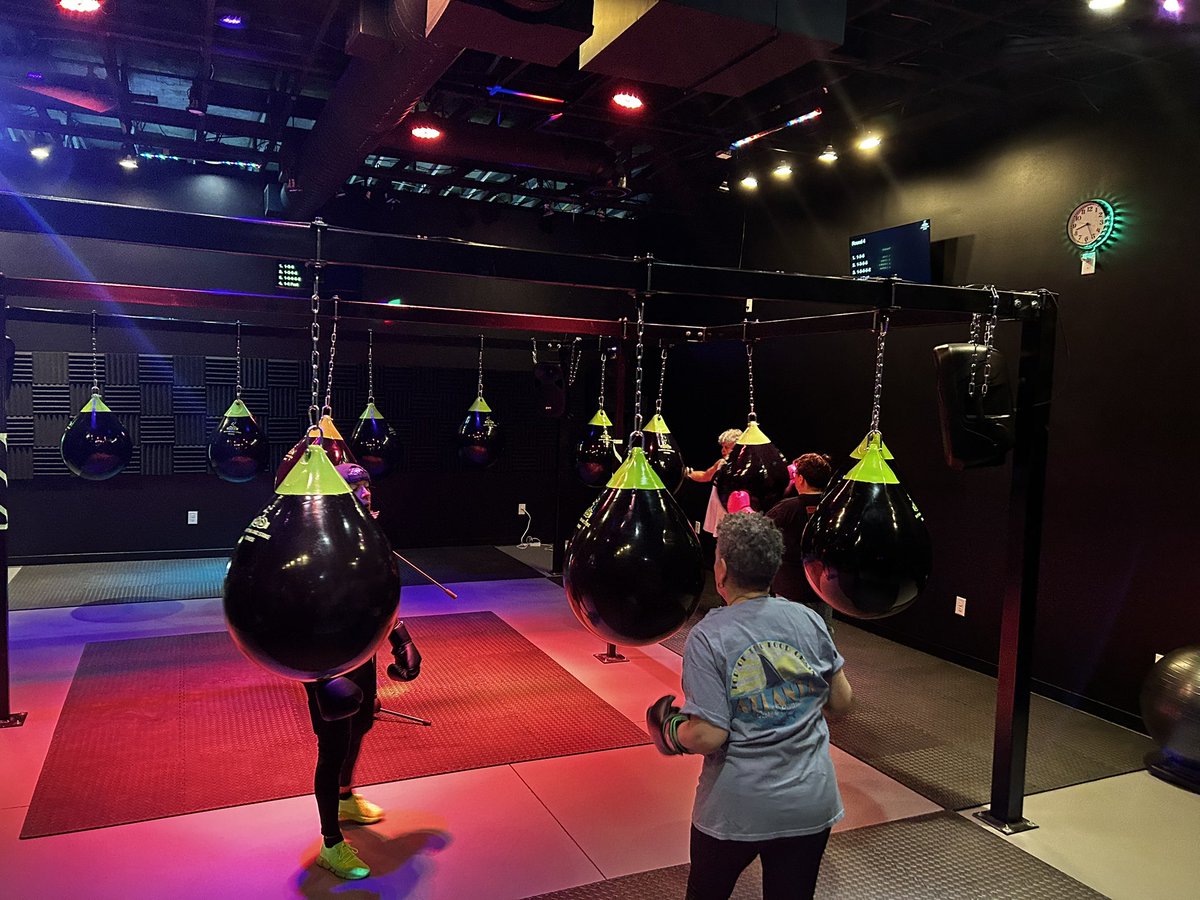 Rhythmandstrike's tweet photo. Another fun 8am class https://t.co/PPiDMTaDf8
