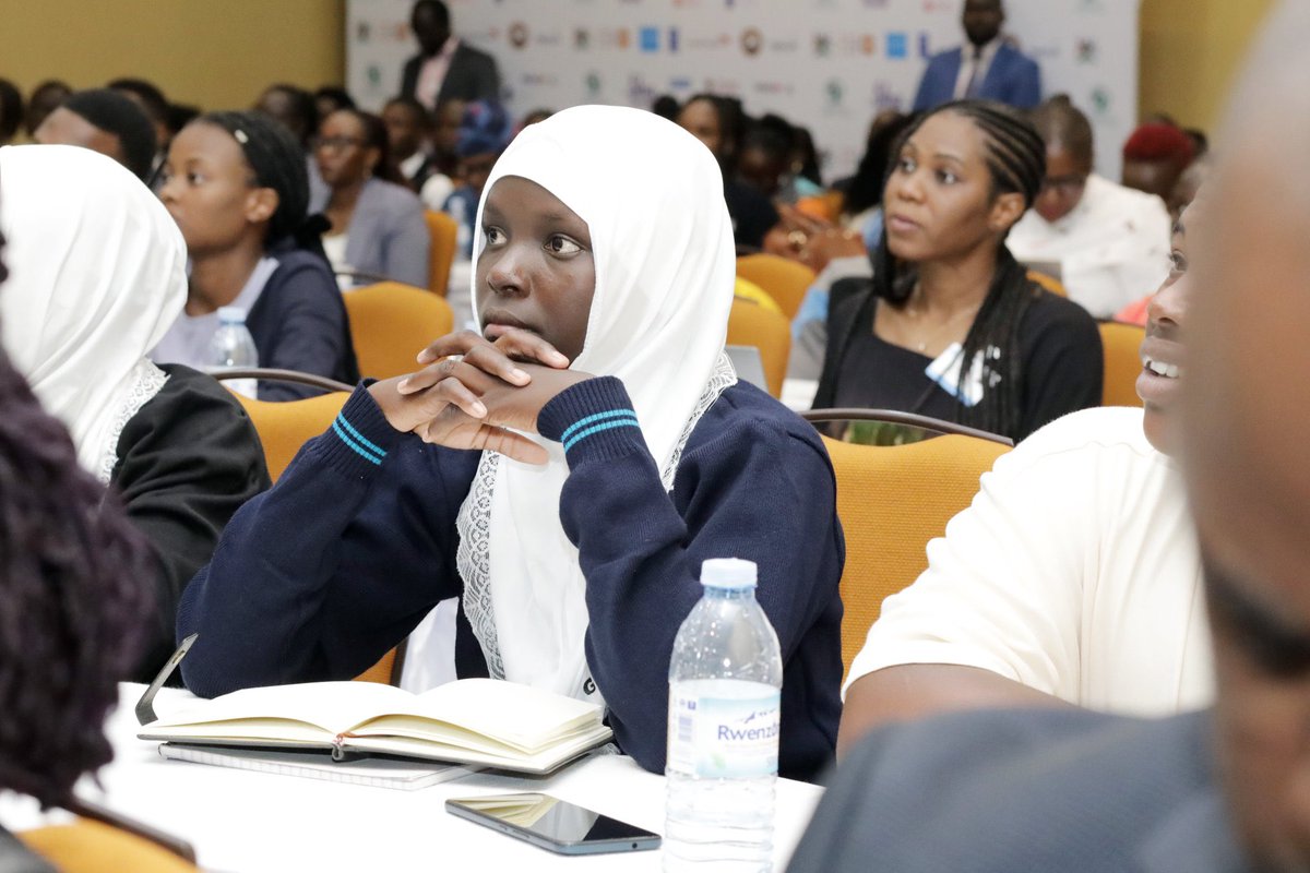 mznaab's tweet photo. A pleasure to have represented @ahunnaeziakonwa at the #ARFSD11 Children & Youth pre-forum: An inspiring conversation with young voices from across the continent, clear in their priorities & ambitious in their vision.

Equipping youth with skills, capital and networks is central to achieving the #SDGs and realizing #TheAfricaWeWant