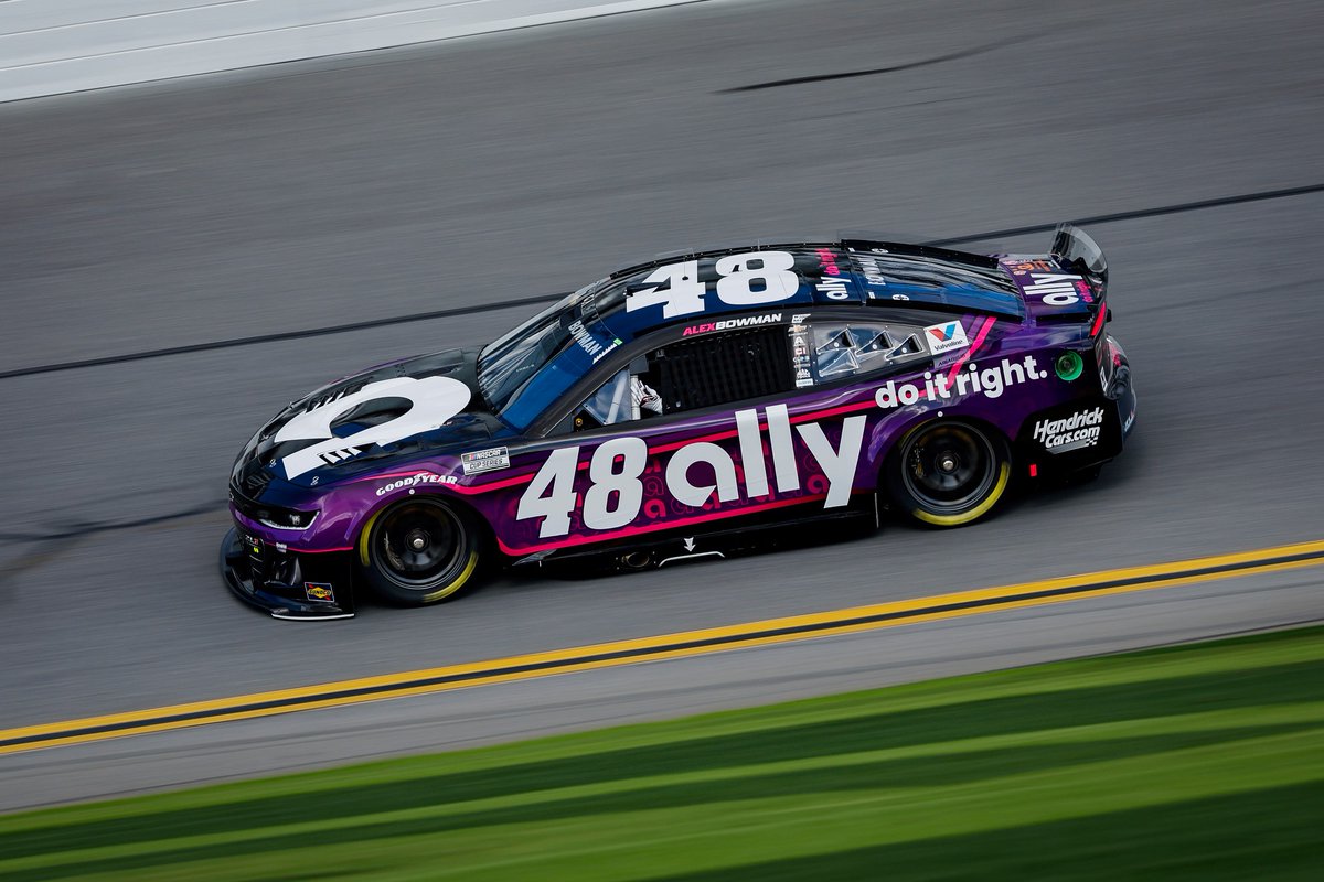 allyracing's tweet photo. Happy 4.8 Day, #AllyNation! 😄 https://t.co/6IviDVT8de