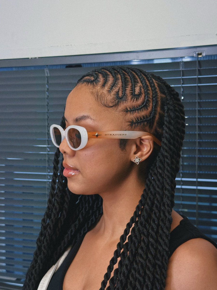 strangerstdku's tweet image. STRANGERS CLEAR WHITE &amp;amp; ORANGE SUNGLASSES 🧡🤍
