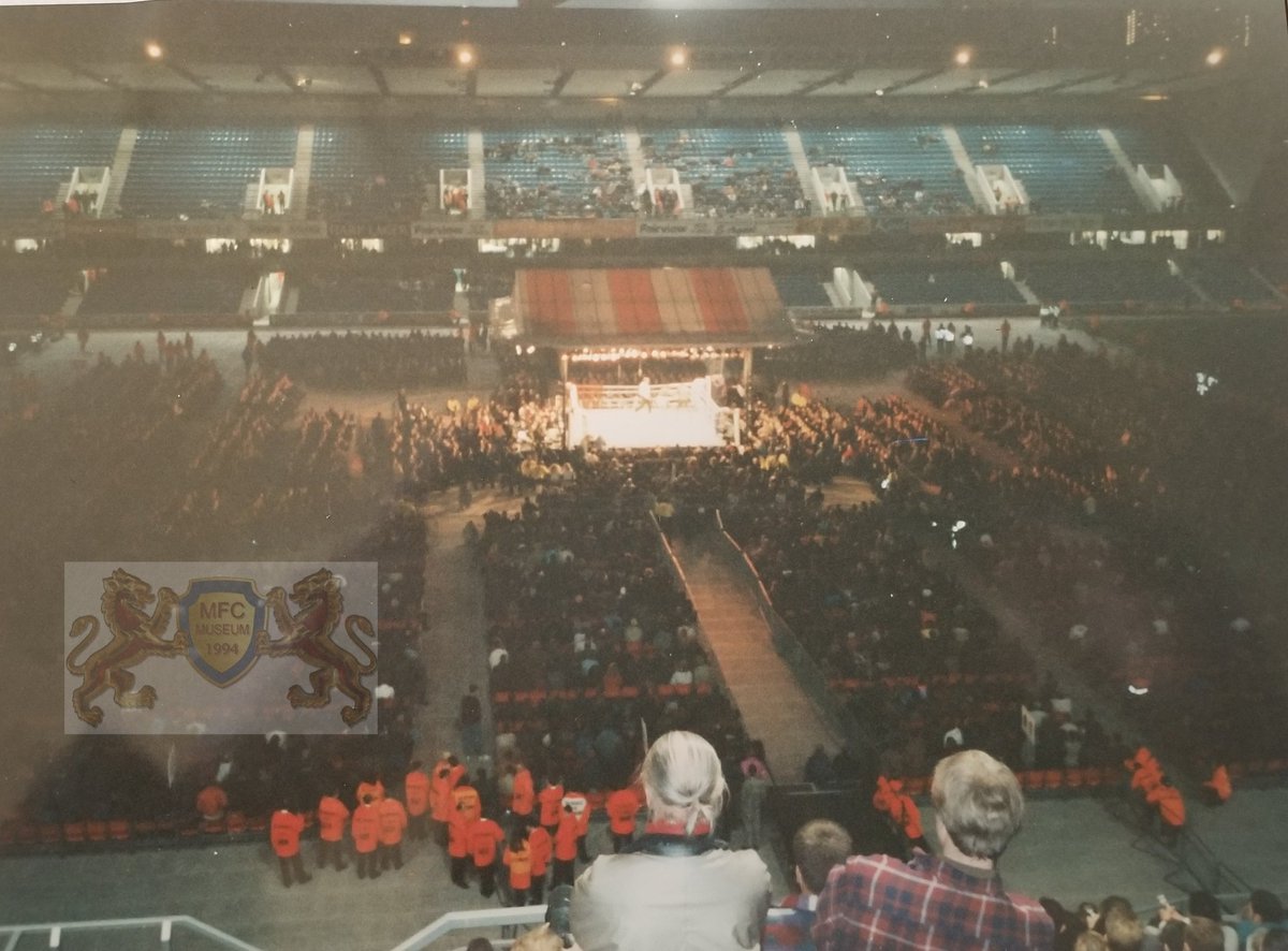 MillwallMuseum's tweet photo. Michael Bentt vs. Herbie Hide was a professional boxing match contested on 19 March 1994, for the WBO heavyweight title #MillwallMuseum ๐๐ฆ did anyone attend? https://t.co/qIFIpCMX7p