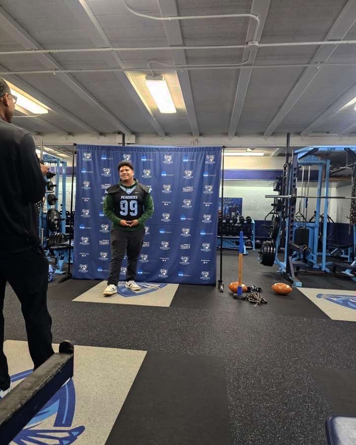 Thank you <a href="/UpperIowa/">UpperIowa</a> and coach <a href="/CoachRGoode/">Rob Goode</a> for having me at your junior day! I had an amazing time at the college.<a href="/PCHSWildcatsFB/">Plainfield Wildcats Football</a> <a href="/WildcatsPCHS/">Plainfield Central Wildcats Athletics</a> #IAM #SHIELD
