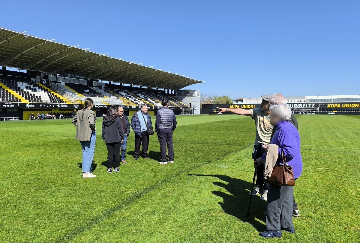 REALUNIONCIRUN's tweet photo. 👵🏼 Los talleres de reminiscencia llegan un año más al Stadium Gal.
https://t.co/abc594FPFf
👵🏼 Oroimen tailerrak beste urte batez iritsi dira Stadium Galera.
https://t.co/AhjyWadyuj https://t.co/3ZmuBlSU9S