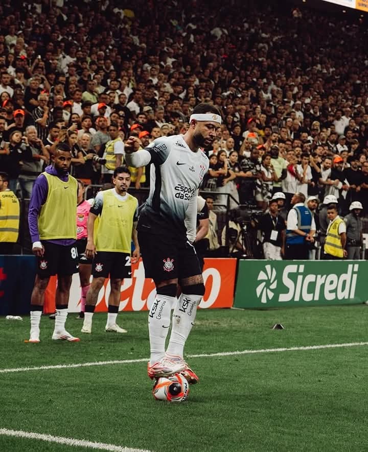 adrianasccp1910's tweet photo. 08/04/2018
#paulistinhaday
Vem aí
#Memphisday
Chupa porcada 😁😁🤣
Vai Corinthians 🖤🤍 https://t.co/MOabLgsluc