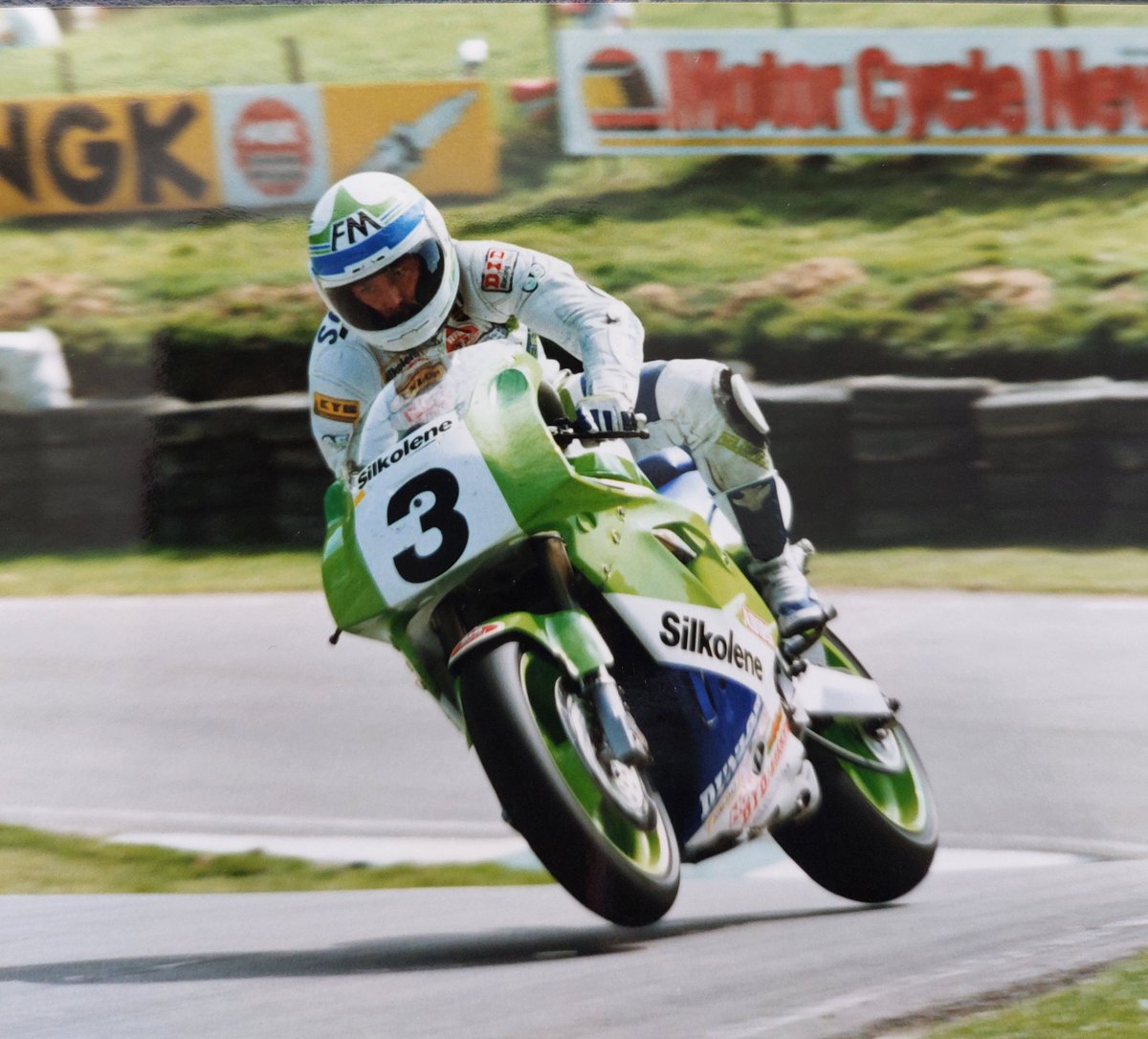 Tim Barker tweet media