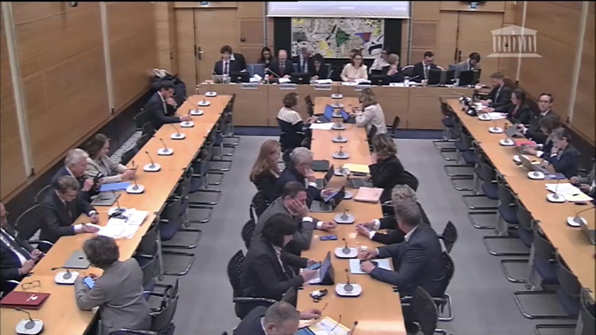 En direct de la Commission des Affaires culturelles. L’amendement sur le respect des spécificités des groupes rejeté.
