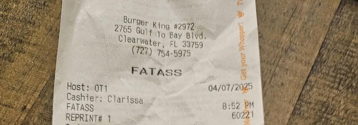 LeandraTrueLife's tweet image. When is it completely okay for a @BurgerKing employee to call someone a FatAss on their receipt?!? This is awful to say to a woman!!! #bodyshaming #cruel #disappointing