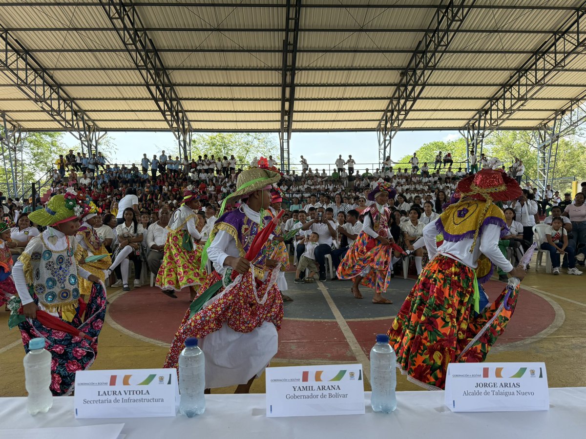 Nos recibe Talaigua con alegría, tendrán 3,4km de pavimento nuevo que los comunicará con su zona rural. Bolívar mejor es una realidad.