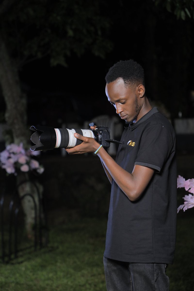 ksl_ug's tweet photo. The Meraki, The Commitment, The Grit , The Excellence 

Kudos to the KSL Production Team that is always doing an incredible job in bringing beautiful life stories to Life

#KSL_Production
#TheTeam https://t.co/9P8w0ozOIj