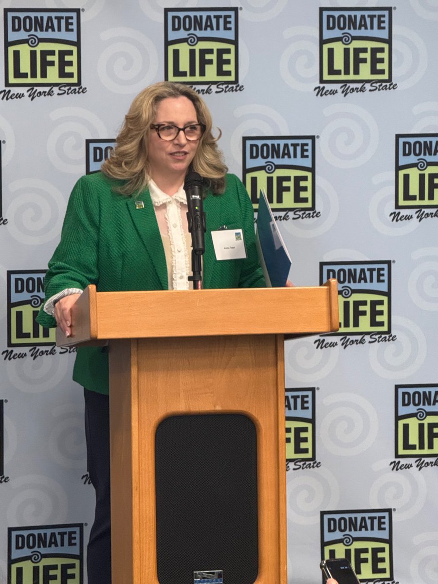 DonateLifeNYS's tweet photo. We’re excited to meet w/ members of the NYS Senate and Assembly and educate them on the critical need for organ, eye & tissue donation in NYS! #LegEdDay #DoorwaystoDonation #DonateLifeNYS https://t.co/r04emAjqQr