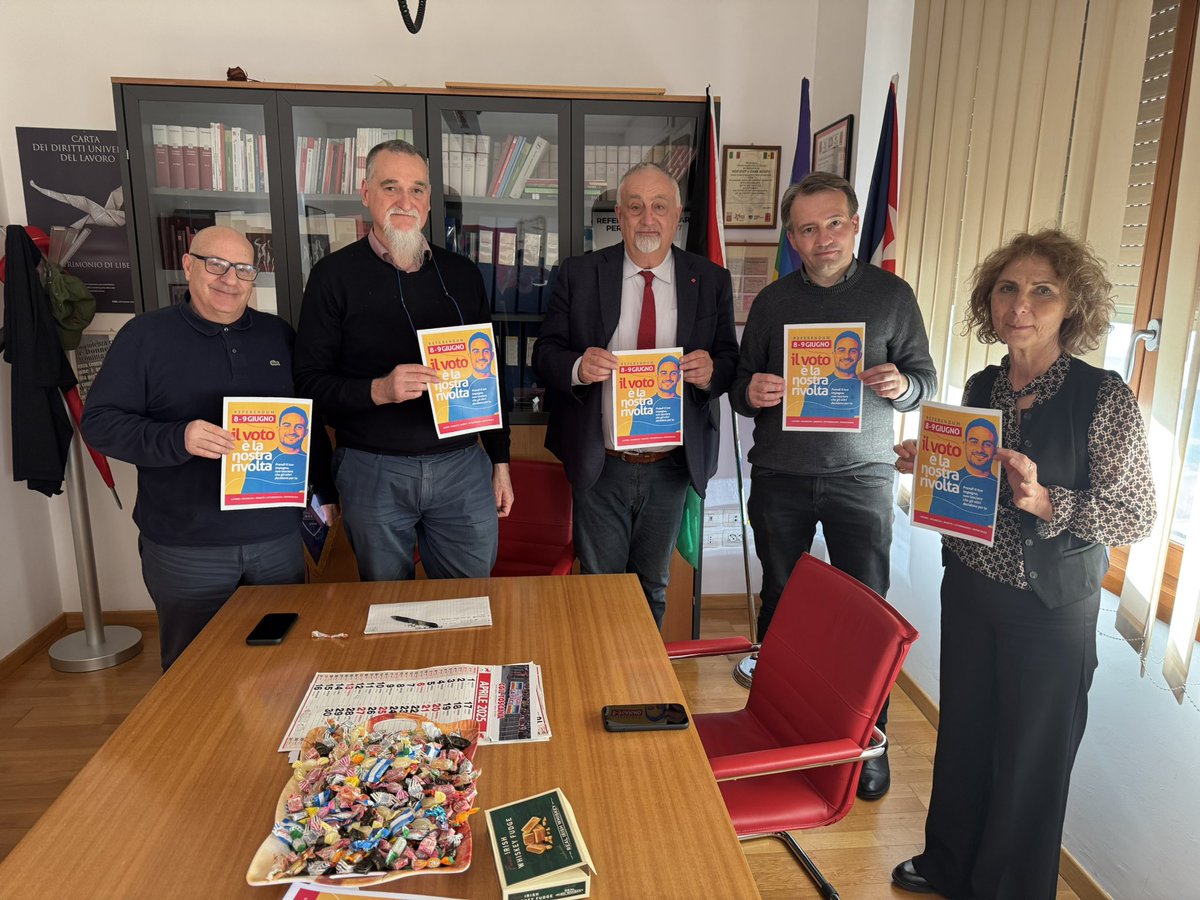 Proseguono i nostri incontri con le forze politiche del centrosinistra per illustrare i contenuti dei 5 #referendum su lavoro e cittadinanza per cui si voterà a giugno: oggi è stata la volta di Sinistra Civica Ecologista e Possibile, che ringraziamo per disponibilità e interesse