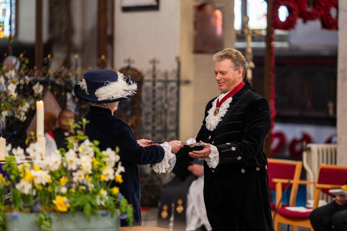 CommunityAd's tweet photo. Jonathan Neame, CEO of @ShepherdNeame , has been officially appointed High Sheriff of Kent.
The Declaration Ceremony took place at St Mary of Charity Church in Faversham, attended by dignitaries and community guests.
A proud moment for Kent!

#Kent #KentCommunity #Faversham https://t.co/83MSiPD9zT