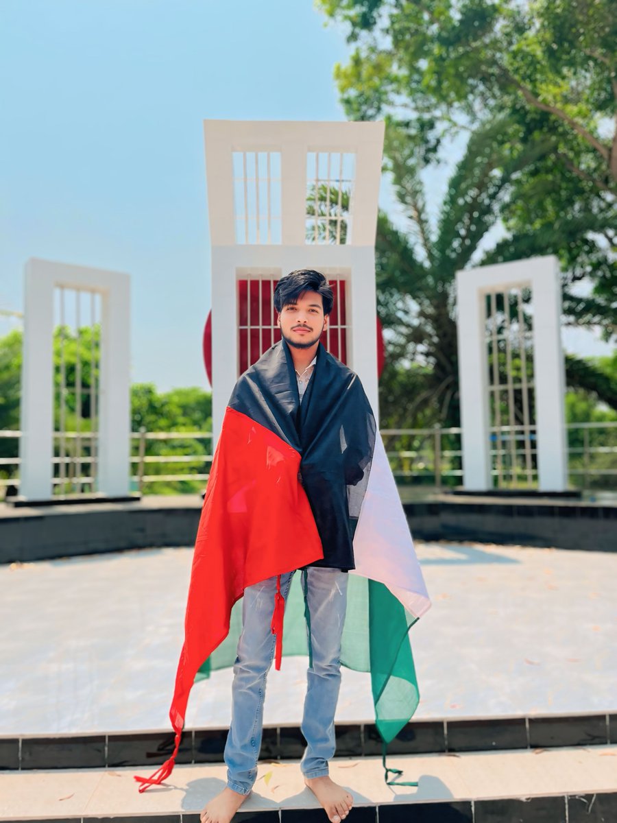 _mohammadnafis's tweet image. Wrapping myself in the flag of the oppressed, because their pain is my pain, their fight is our fight — Free Palestine 🇵🇸 End the genocide, stop the silence.

#FreePalestine #StandForPalestine #MuslimUnity #JusticeForPalestine #StopKillingMuslims #HumanRightsMatter