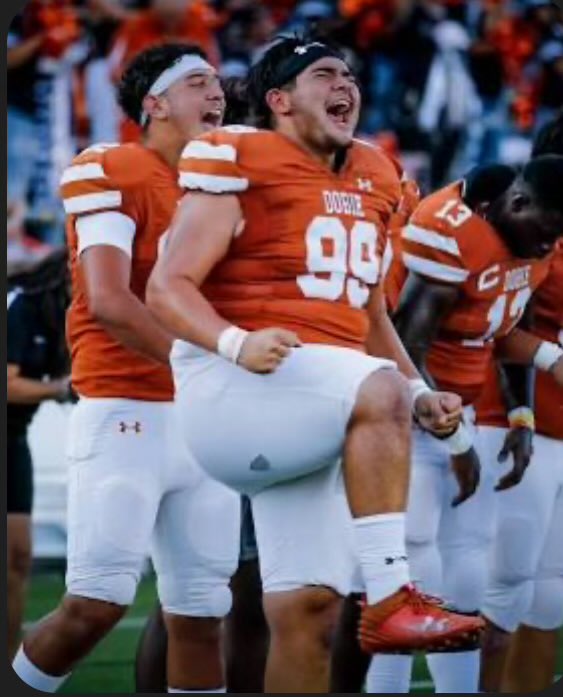 DobieLonghornFB's tweet photo. Dobie Football would like to congratulate @hunterstacey99 for being named the Graduation Commencement Speaker for this year’s Senior Class. https://t.co/i9Fwkws9ez