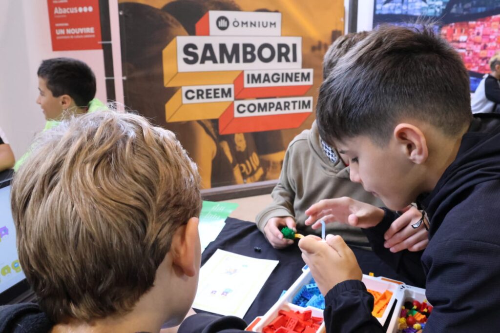 DiariEducacio's tweet photo. Últims dies per inscriure’s al #Sambori 2025 d' @omnium

https://t.co/cNWliPXrlM https://t.co/sYiTfBLOVH