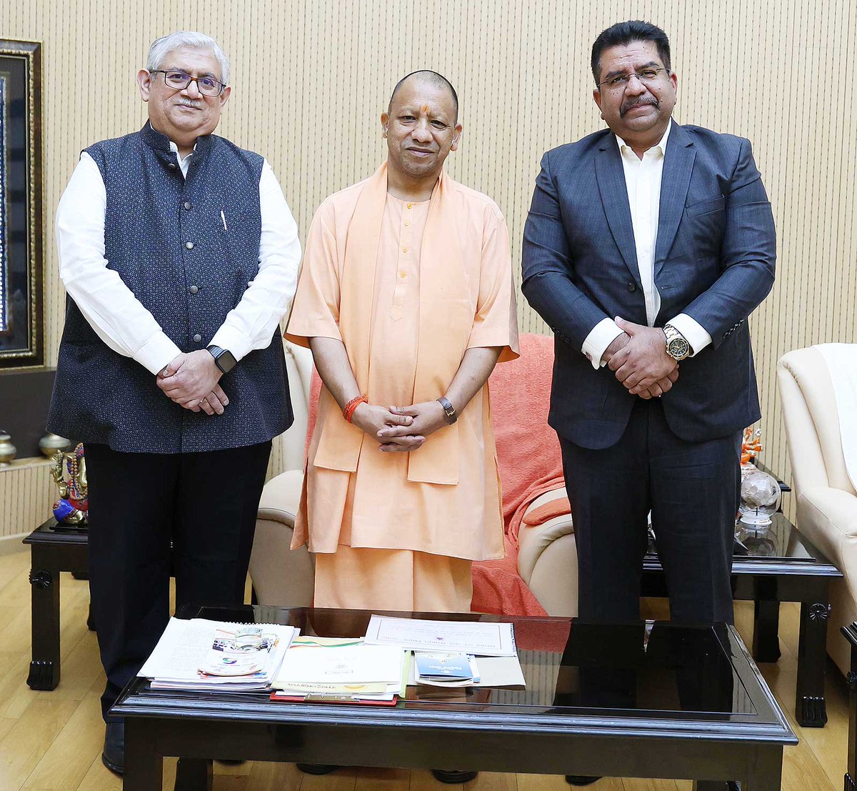 Yogi Adityanath Office tweet media