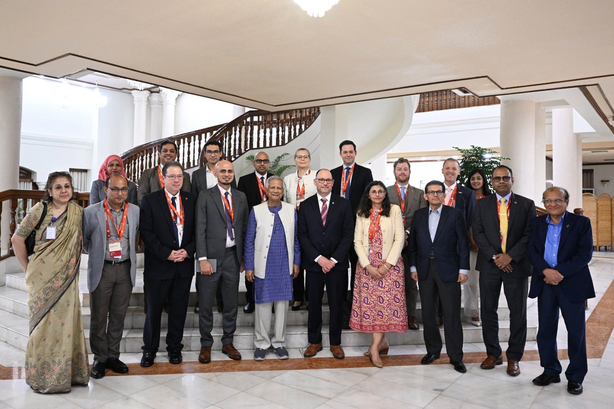 Chief Adviser of the Government of Bangladesh (@chiefadvisergob) on Twitter photo On Tuesday, Peter Haas led a delegation of the US-Bangladesh Business Council (<a href="/USBanglaTrade/">U.S.-Bangladesh Business Council</a>) Board of Directors — representing top US investors — in a meeting with Chief Adviser Professor Muhammad Yunus at the State Guest House Jamuna. On Tuesday, Peter Haas led a delegation of the US-Bangladesh Business Council (<a href="/USBanglaTrade/">U.S.-Bangladesh Business Council</a>) Board of Directors — representing top US investors — in a meeting with Chief Adviser Professor Muhammad Yunus at the State Guest House Jamuna.