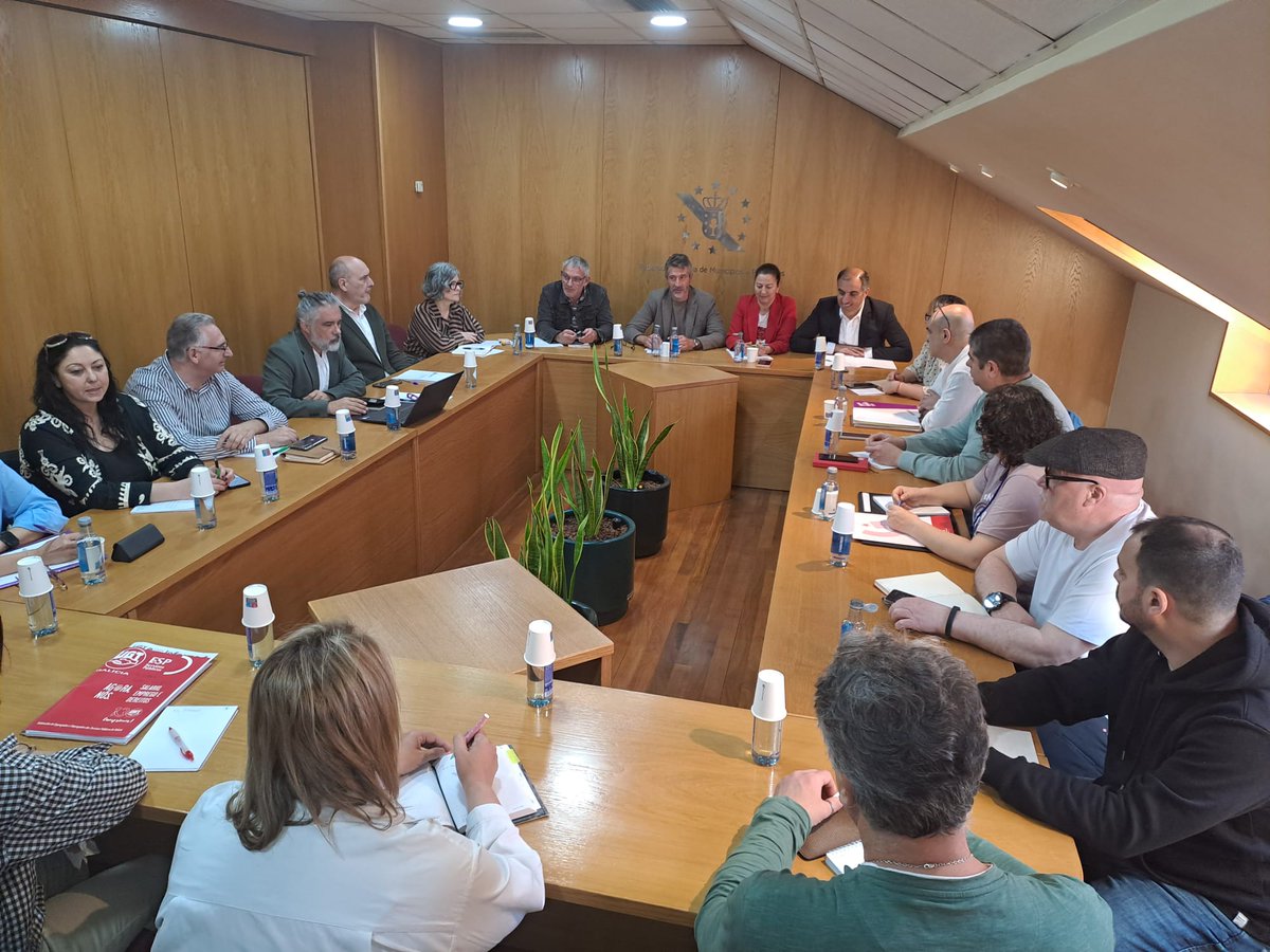 FEGAMP's tweet photo. 🔵🟢Ponse en marcha o #ForoLocal para abordar a #problemática dos servizos sociais que prestan os #concellos en #Galicia
🔵🟢Este Foro está promovido pola #FEGAMP e polos sindicatos CCOO, CIG, CSIF e UGT
⬇️Maís info
https://t.co/rrNFNiDiYJ https://t.co/ERmze4FkWb