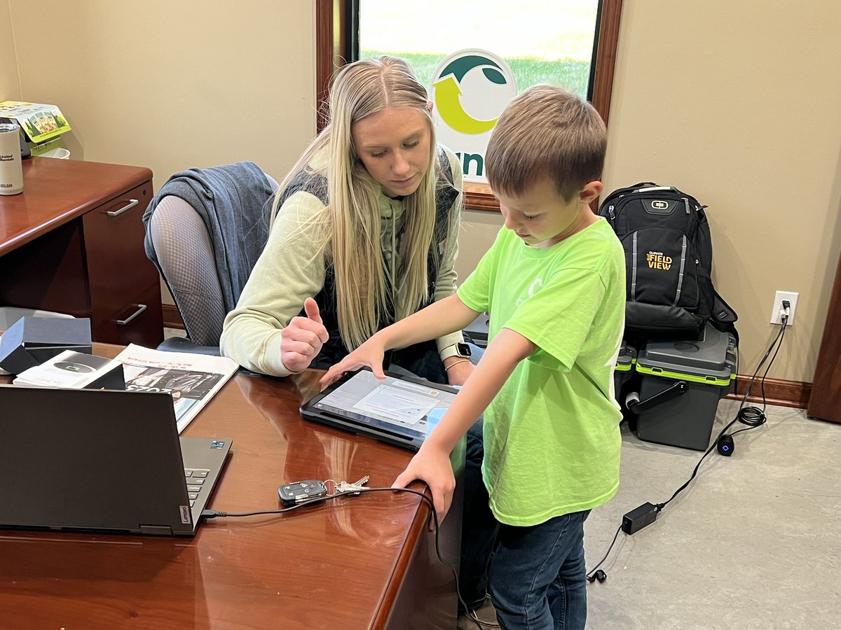 FieldView (@fieldview) on Twitter photo The next generation of ag is already gearing up for #Plant25! Connor is getting hands-on with FieldView, proving that it's never too early to farm smarter. 👏 
Big thanks to @AllianceAgSolutions & Kayla for showing him the ropes and sharing the photo! The next generation of ag is already gearing up for #Plant25! Connor is getting hands-on with FieldView, proving that it's never too early to farm smarter. 👏 
Big thanks to @AllianceAgSolutions & Kayla for showing him the ropes and sharing the photo!