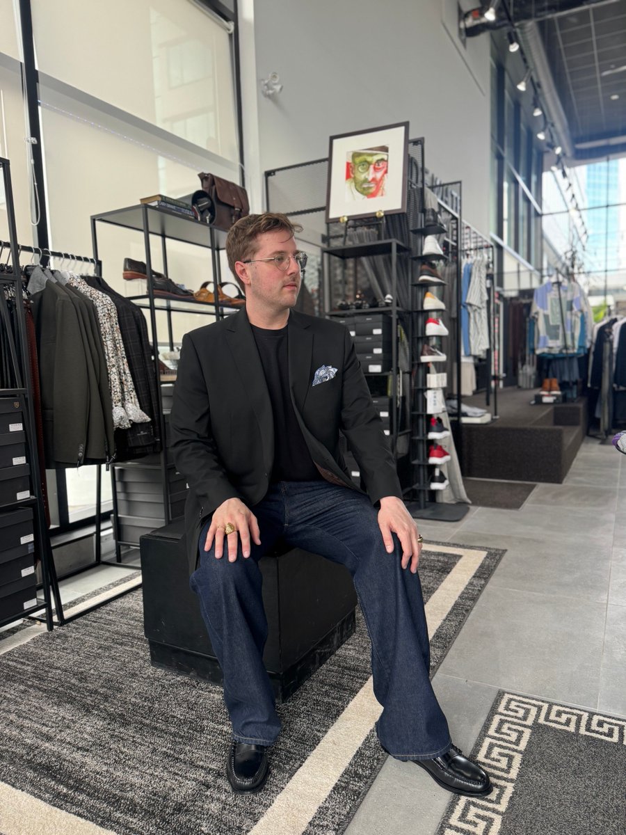 Welcome Back, Jared! 👏

Some faces you’re just happy to see again—Jared is one of them! We’re thrilled to have him back at David E. White, bringing his expertise, style, and energy with him.

We couldn’t be happier to welcome him back!