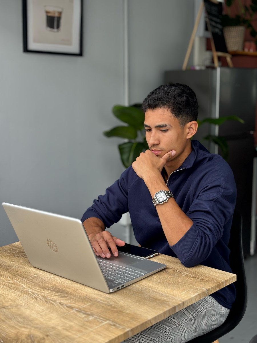 ⌛“I Want to Start… But I Don’t Know Where to Start” – The Hidden Battle of Young Entrepreneurs

#Dyaabryklief #JustStart #BuildInPublic #ContentCreators #YouthInBusiness #DigitalHustle