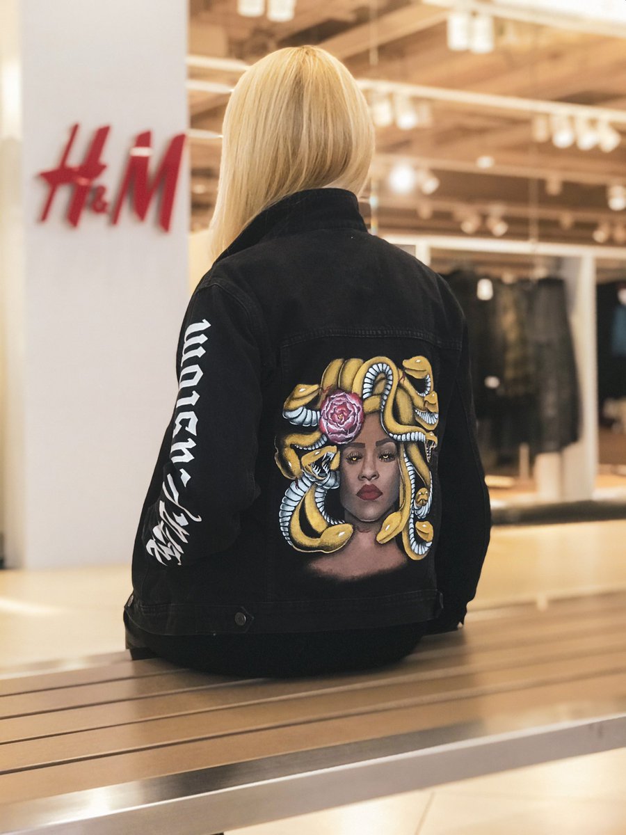 NATY_NFT's tweet photo. Custom painted jacket by me 

 #handpainting #rihanna https://t.co/F1pK0E5vk6