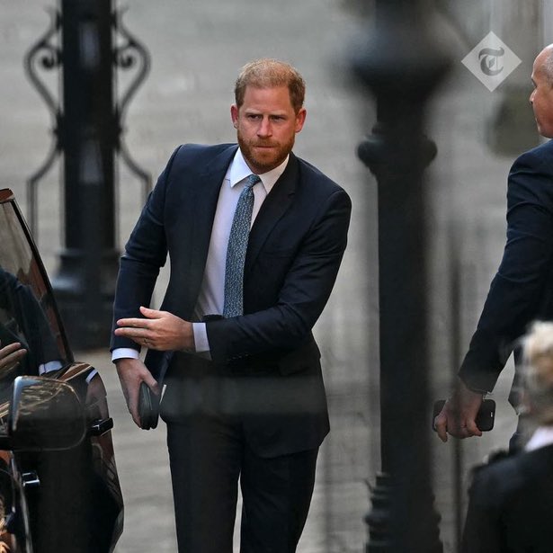 Neccccy's tweet photo. Describe Prince Harry in one word? https://t.co/yeSVpt34Au