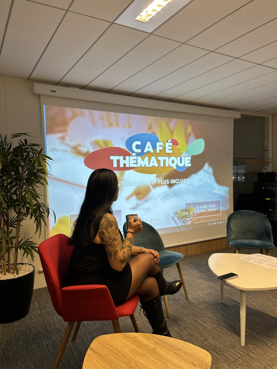 CEBATEC_BIM's tweet image. ✨Ce matin, au Réseau Entreprendre Rhône, Laëtitia SORIANO, Romain BERODIER et Oriane VIGUIER ont partagé des témoignages inspirants et des solutions pour transformer la place des femmes dans le BTP 👷‍♀️

#cebatec #cebateam #ingenierie #bim #fluides #BTP #FemmesDansLeBTP #Diversité