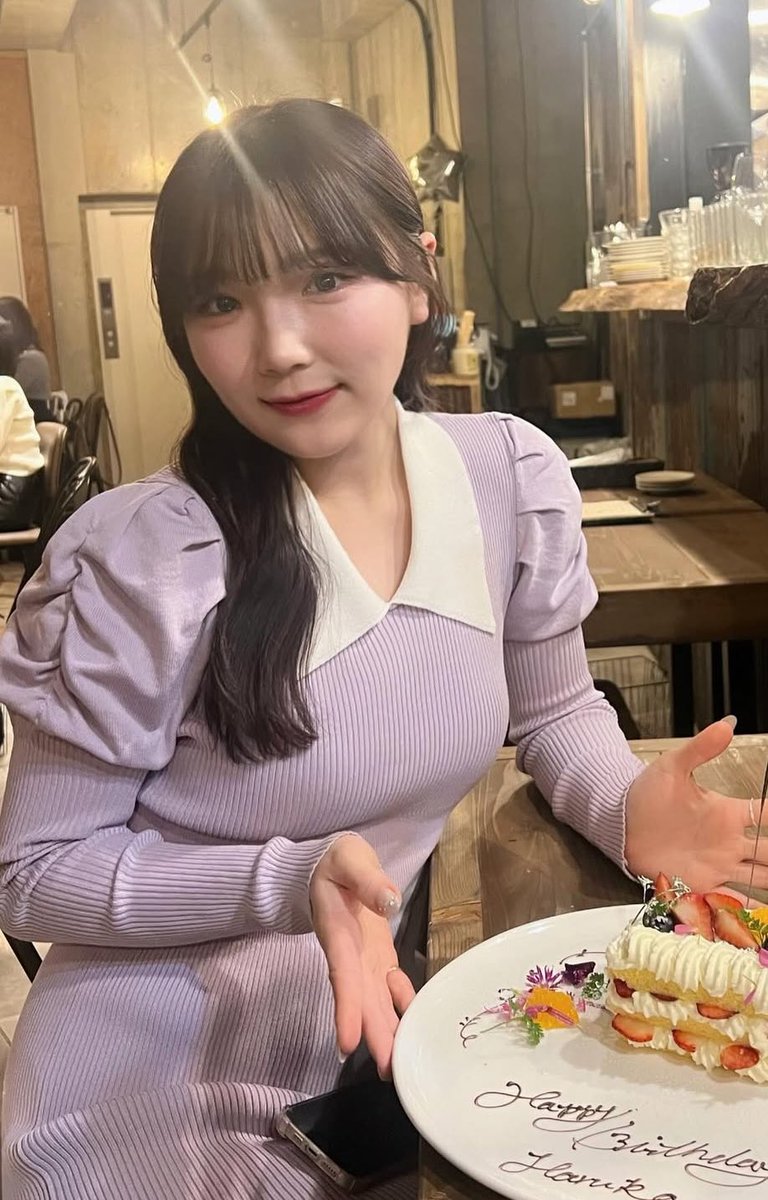 ko9468's tweet photo. はるかは乳強調しすぎ💕 https://t.co/NtlNiz87pq