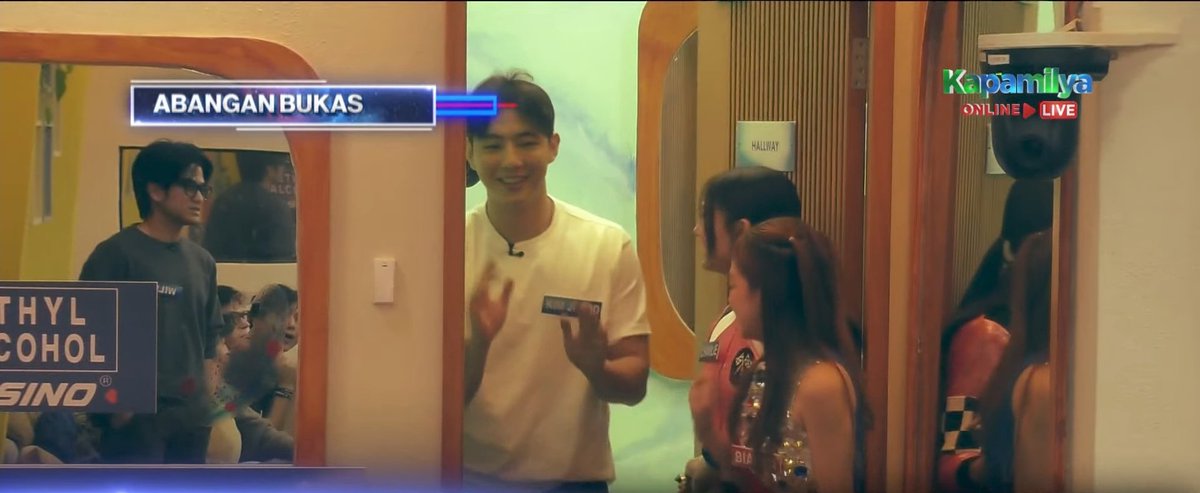 jmcarcoochie's tweet photo. ABANGAN BUKAS!
Ang pagpasok ng houseguest na si Kim Ji Soo sa Bahay ni Kuya, ang inihandang performance ng mga girls at ang pagpapatuloy ng night out na gimmick ng mga boys!

#PBBCollabBoysNightOut 🍻
#PBBCelebrityCollabEdition
#PBBCollabWithGMA https://t.co/1wajjyvkpW