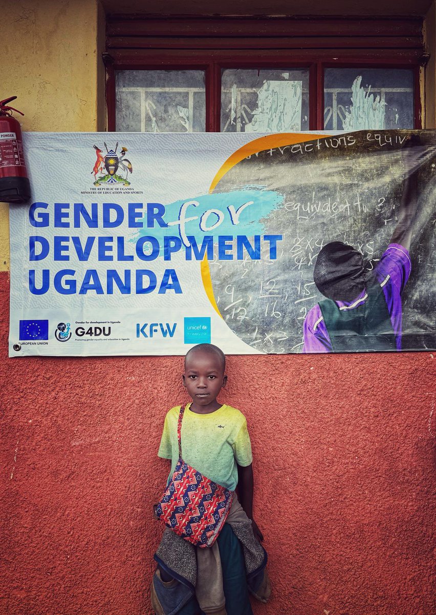Together with the Ministries of <a href="/Educ_SportsUg/">Ministry of Education and Sports - Uganda</a> &amp; <a href="/min_waterUg/">MINISTRY OF WATER AND ENVIRONMENT 🇺🇬</a>, we visited schools in Oyam supported by our #TeamEurope funded Gender for Development program, to monitor progress. 
Great #EUandUganda discussions with local authorities, parents, school management &amp; learners.
🇪🇺🤝🇺🇬