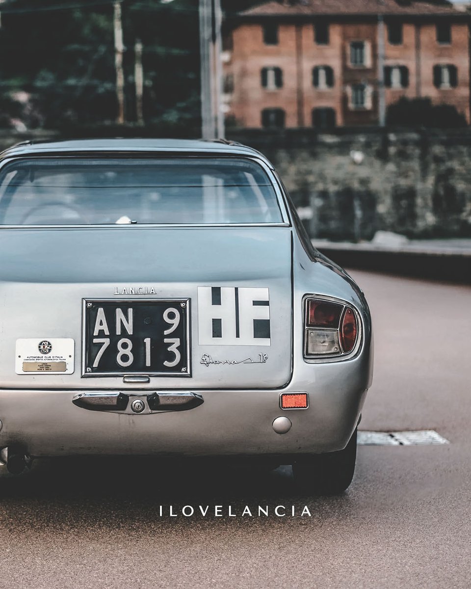 LANCIA FLAVIA SPORT (ZAGATO)

Shots by <a href="/Petrolicious/">Petrolicious</a> 
#lancia #ilovelancia #lanciaflavia