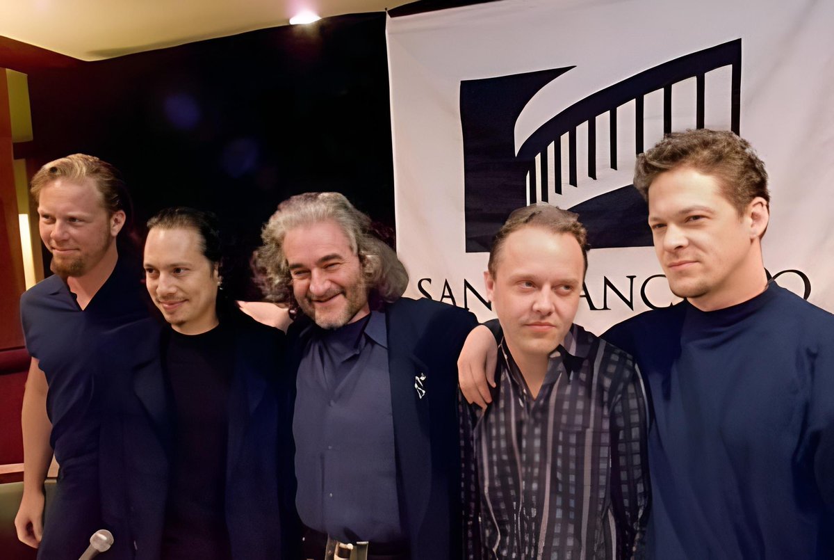 MetSince1981's tweet photo. 📆 En el año 2000, un día como hoy 08 de Abril, @Metallica & Michael Kamen reciben el Premio “Arthur M. Sochot Award”, por la excelencia del álbum en vivo “S&M”.
#Metallica #MichaelKamen #MetallicaSM #AlbumSM #SMAlbum #ArthurMSochotAward #METALLICASince1981 https://t.co/VhpCxqP5ib